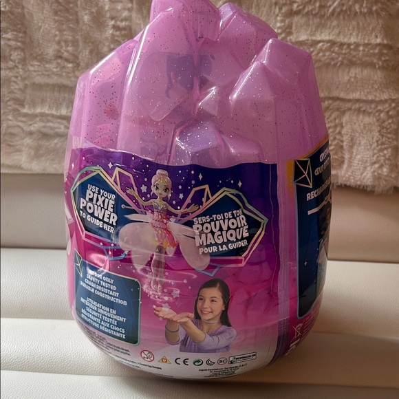 Hatchimals Pixies Crystal Flyers in Pink - Picture 2 of 2